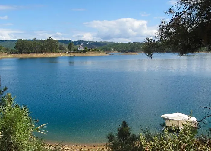A Casa Do Olival - Barragem Castelo Do Bode-tomar Homestay szállás
